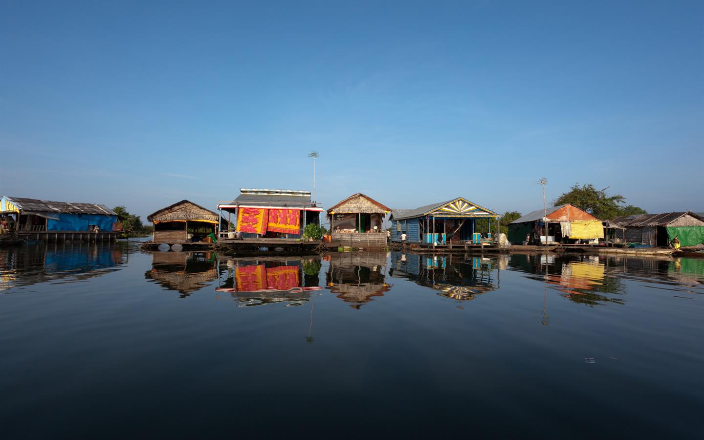 Angkor Tour Highlight to Floating Village